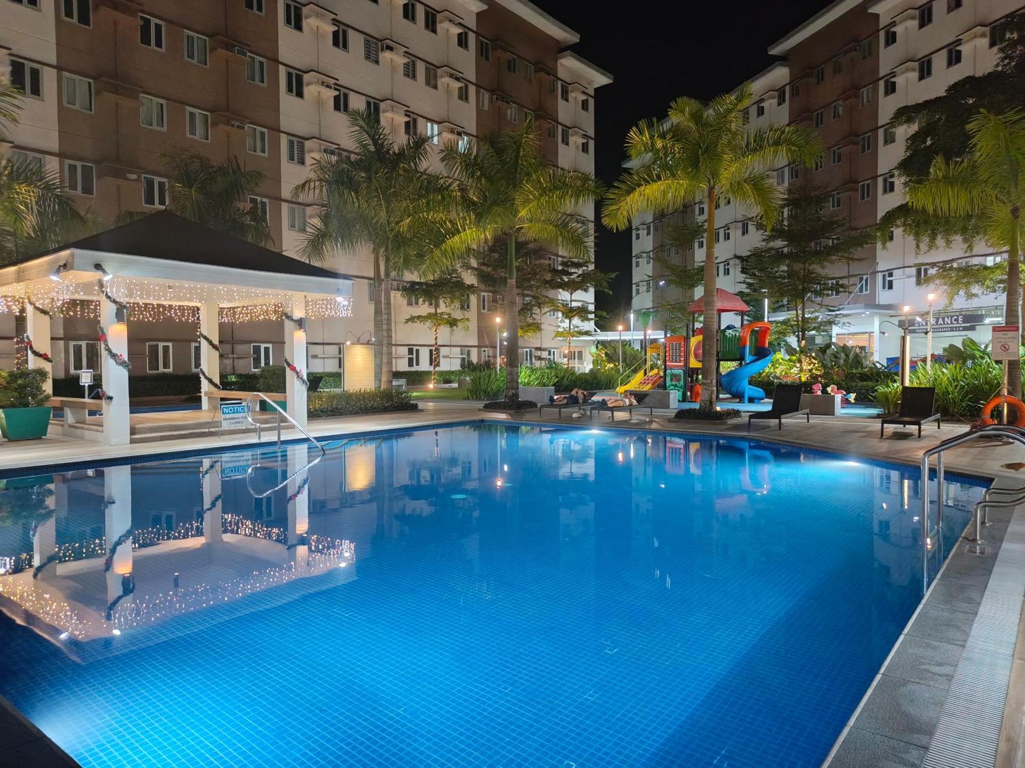 Happy Stays A - Sunset View At Smdc Hope Residences Trece Martires Exteriör bild